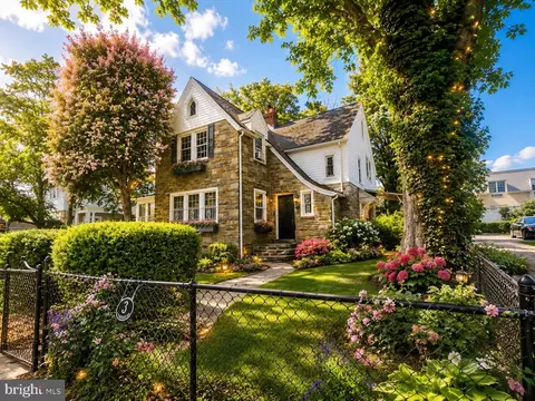 3 E Providence Rd, Lansdowne, PA 19050