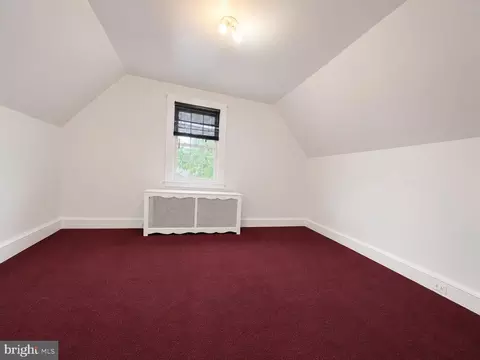 Bedroom - 3 E Providence Rd, Lansdowne, PA 19050 photo 4 of 4