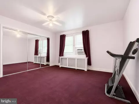 Bedroom - 3 E Providence Rd, Lansdowne, PA 19050 photo 2 of 4