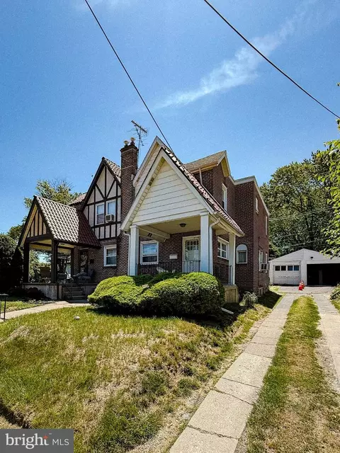 4686 State Rd, Drexel Hill, PA 19026