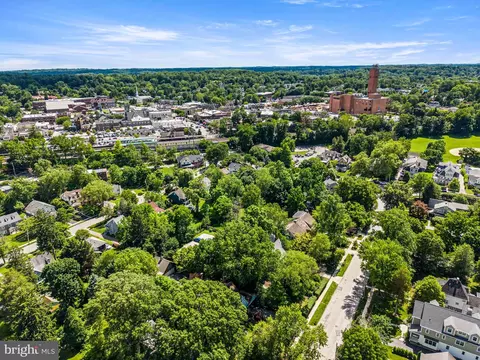 View/Area - 118 Walnut Ave, Wayne, PA 19087 photo 1 of 1