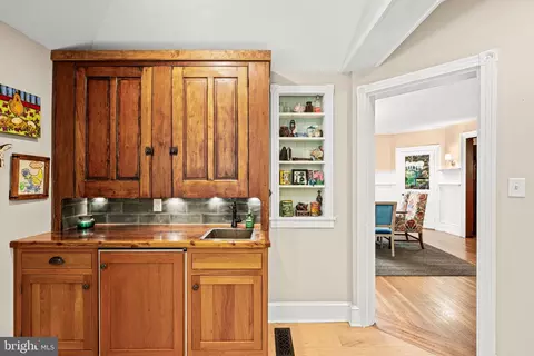 Kitchen - 118 Walnut Ave, Wayne, PA 19087 photo 4 of 4