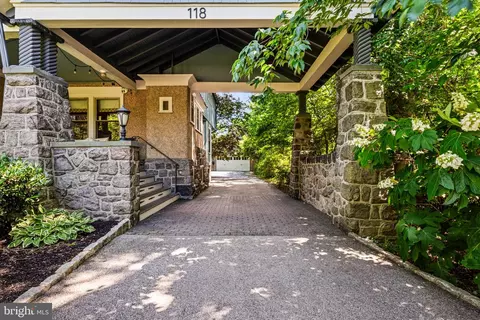 Exterior - 118 Walnut Ave, Wayne, PA 19087 photo 9 of 10