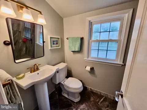 Bath - 310 Butler Rd, Springfield, PA 19064 photo 2 of 3