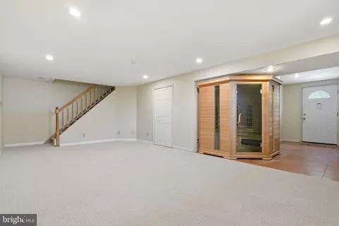 Living - 2437 W Colonial Dr, Upper Chichester, PA 19061 photo 11 of 11