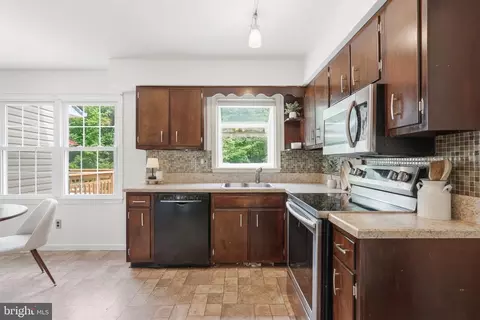 Kitchen - 2437 W Colonial Dr, Upper Chichester, PA 19061 photo 1 of 3