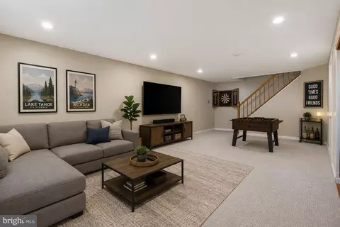 Living - 2437 W Colonial Dr, Upper Chichester, PA 19061 photo 9 of 11