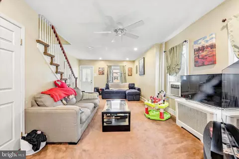 209 Amosland Rd, Holmes, PA 19043