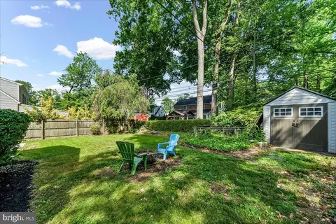 Exterior - 2323 Franklin Ave, Secane, PA 19018 photo 6 of 7