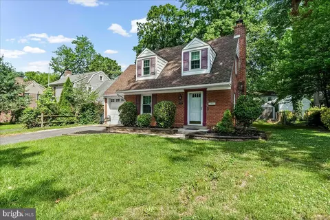 Exterior - 2323 Franklin Ave, Secane, PA 19018 photo 2 of 7