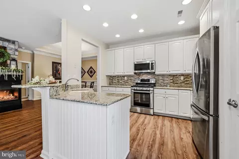 Kitchen - 10 Irwin Dr, Ogden, PA 19061 photo 1 of 3