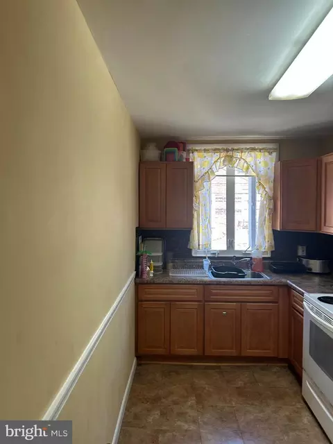 6845 Clover Ln, Darby, PA 19082 photo 7