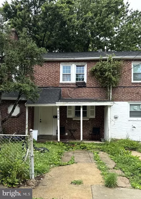 2606 Smithers St, Chester, PA 19013