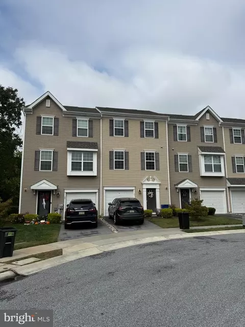 31 Faraday Ct, Morton, PA 19070
