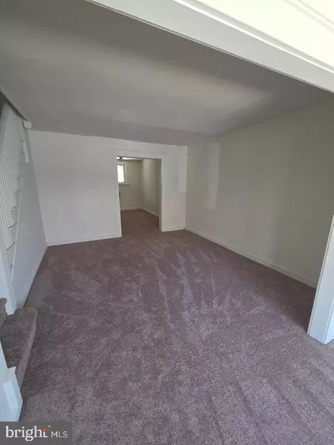 Entry Way - 434 Hampden Rd, Darby, PA 19082 photo 2 of 2