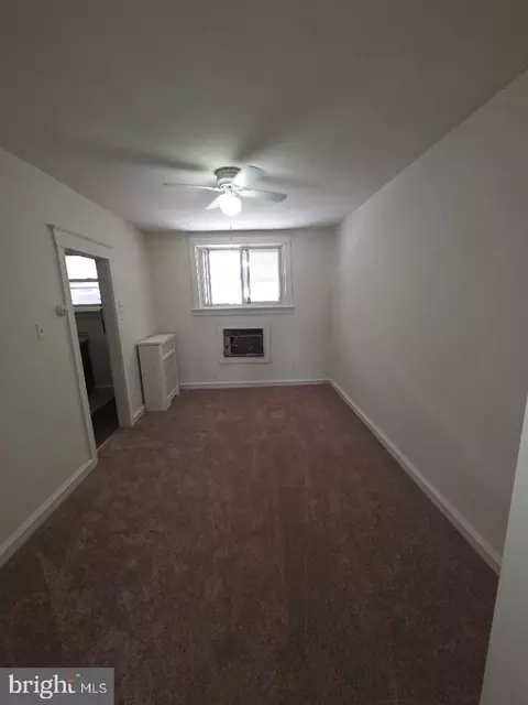 Living - 434 Hampden Rd, Darby, PA 19082 photo 1 of 1