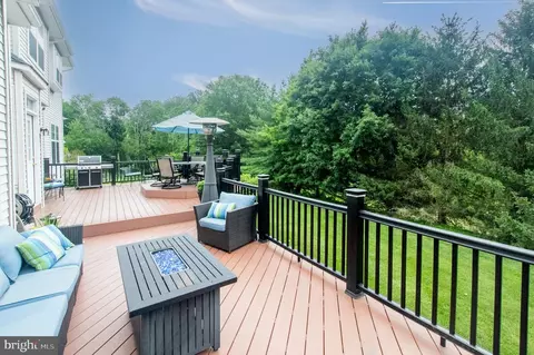 Exterior - 4 Marshall Ct, Glen Mills, PA 19342 photo 5 of 6