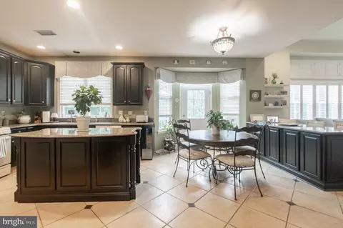 Kitchen - 4 Marshall Ct, Glen Mills, PA 19342 photo 2 of 5