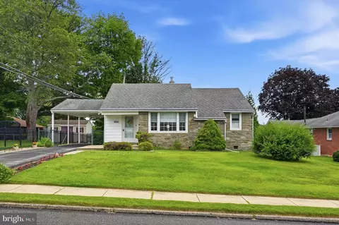 105 Harmil Rd, Broomall, PA 19008