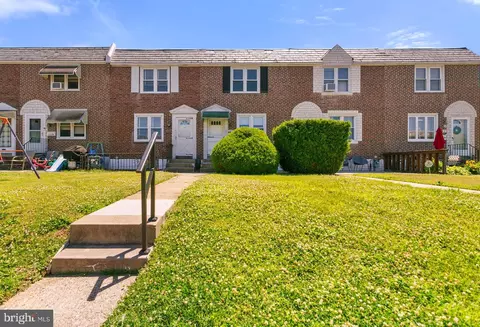 825 Surrey Ln, Glenolden, PA 19036