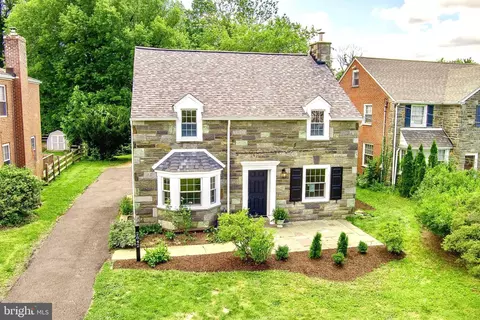 2842 Haverford Rd, Ardmore, PA 19003