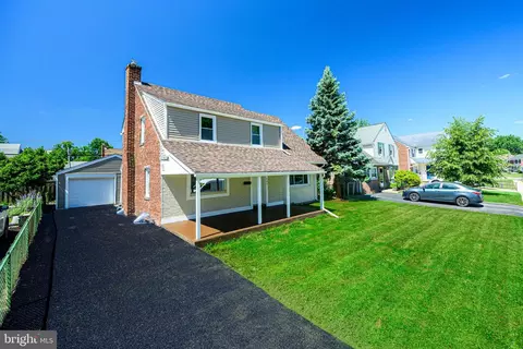 431 Holmes Rd, Morton, PA 19070