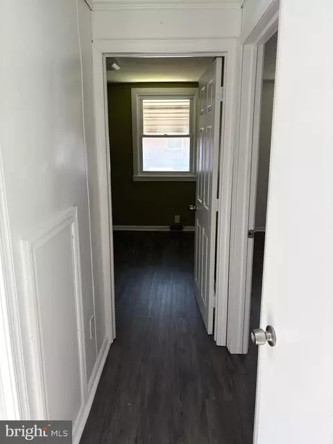 Entry Way - 1402 Cosgrove St, Marcus Hook, PA 19061 photo 5 of 5