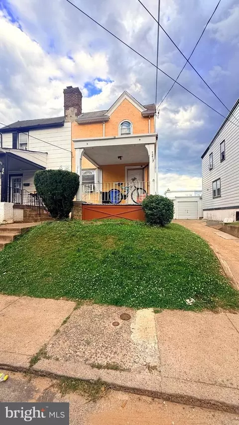 7214 Bradford Rd, Darby, PA 19082