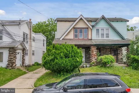 11 Oakley Rd, Darby, PA 19082