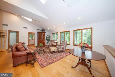Other - 525 W Beechtree Ln, Wayne, PA 19087 photo 4 of 19