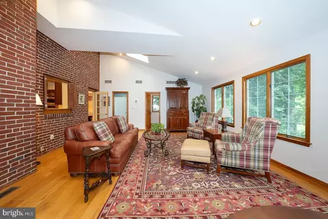 Other - 525 W Beechtree Ln, Wayne, PA 19087 photo 5 of 19