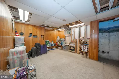 Other - 525 W Beechtree Ln, Wayne, PA 19087 photo 18 of 19