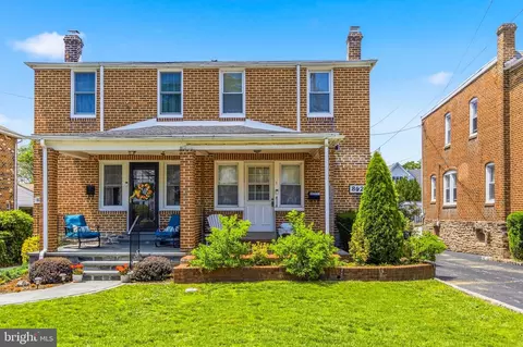 862 Martin Ave, Bryn Mawr, PA 19010