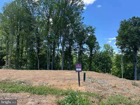 38 James Cloud Cir, Glen Mills, PA 19342