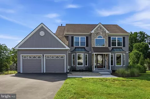 16 Evans Way, Aston, PA 19014