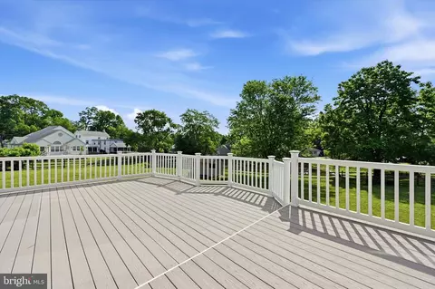 Exterior - 16 Evans Way, Aston, PA 19014 photo 5 of 8