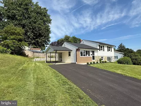 41 Dorset Dr, Broomall, PA 19008