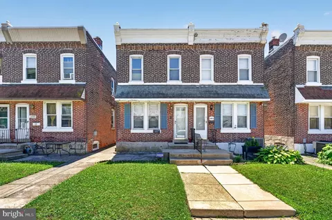 1307 E 9th St, Crum Lynne, PA 19022