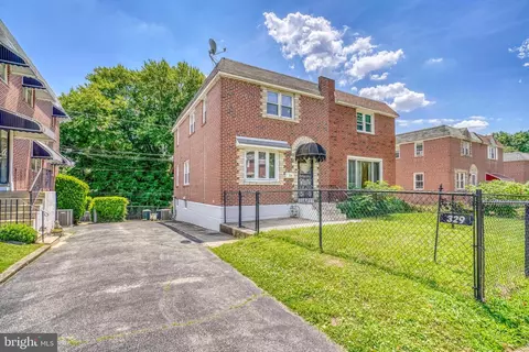 329 Laurel Rd, Sharon Hill, PA 19079
