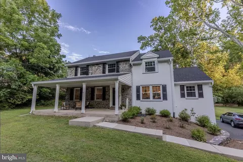 61 Chapel Hill Rd, Media, PA 19063