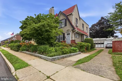 291 W Essex Ave, Lansdowne, PA 19050