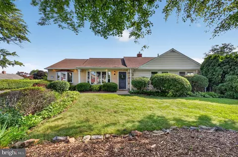 2178 Princeton Pl, Broomall, PA 19008