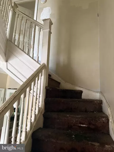Entry Way - 13 Walnut St, Marcus Hook, PA 19061 photo 3 of 4