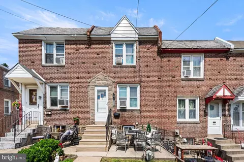 7823 Westview Ave, Darby, PA 19082