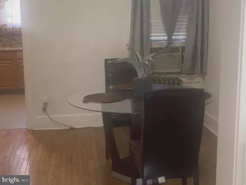 Entry Way - 303 Margate Rd, Darby, PA 19082 photo 2 of 7