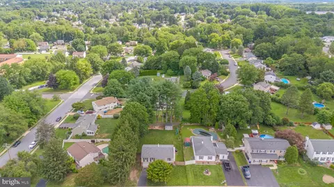View/Area - 697 Cherry Tree Rd, Chichester, PA 19014 photo 8 of 15