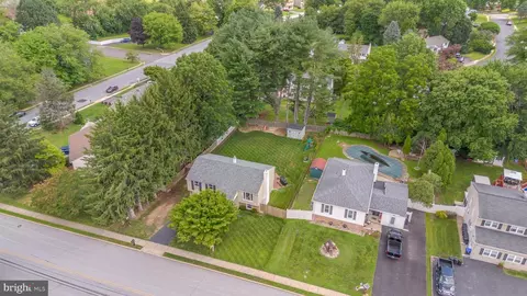 View/Area - 697 Cherry Tree Rd, Chichester, PA 19014 photo 10 of 15