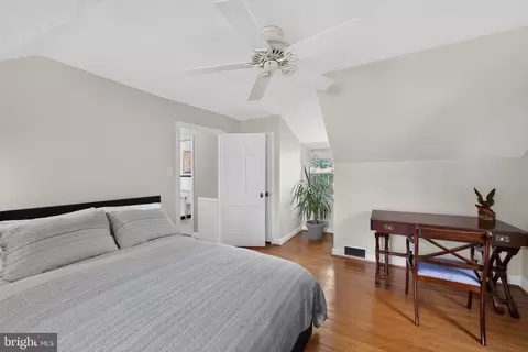 Bedroom - 100 E Rose Valley Rd, Wallingford, PA 19086 photo 5 of 5