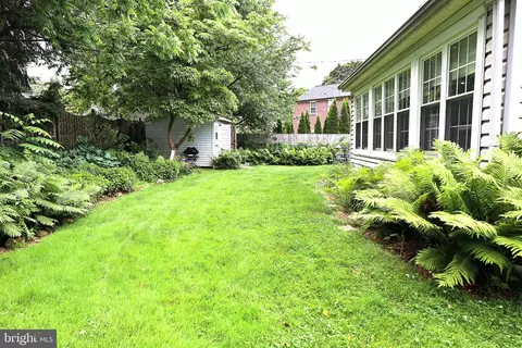Exterior - 336 Overhill Rd, Wayne, PA 19087 photo 3 of 6