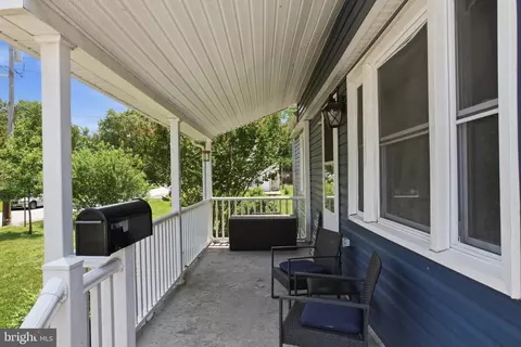 Exterior - 2418 4th Ave, Boothwyn, PA 19061 photo 3 of 4